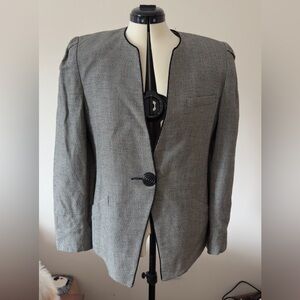 Women's Black and White Patterned Blazer